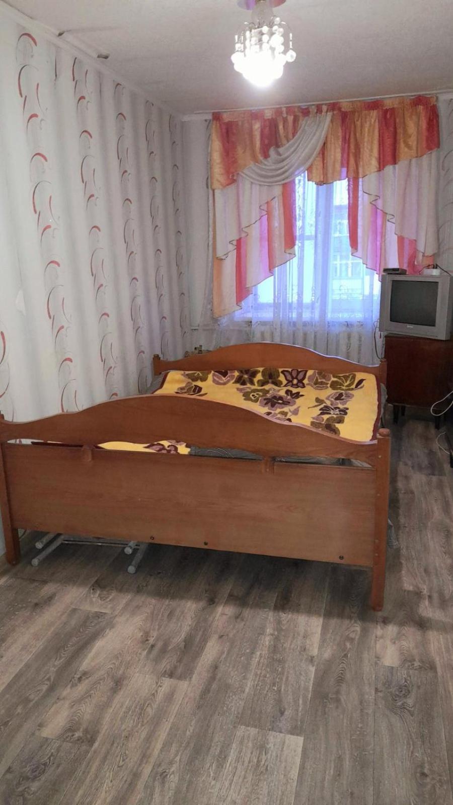Two-Bedroom Apartment Pokrovskaya, 48 Izyum Exteriör bild